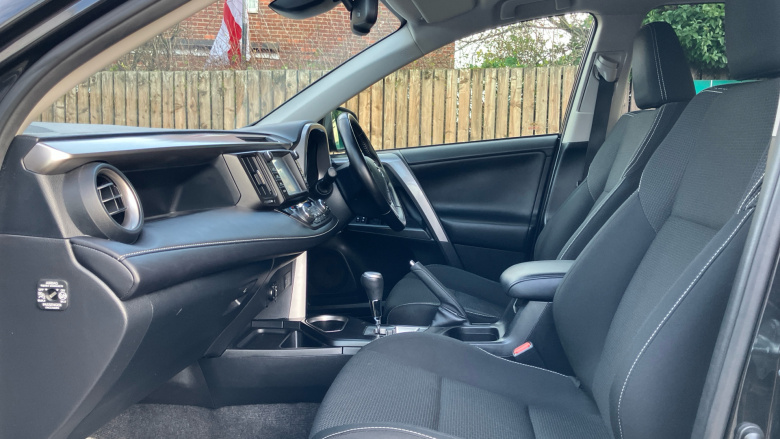 Toyota RAV4 2.5 VVT-i Hybrid Business Ed Plus TSS 5dr CVT 2WD Hybrid Estate